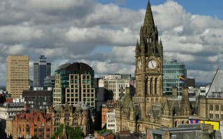 Abbey DLD Colleges, Anglijoje