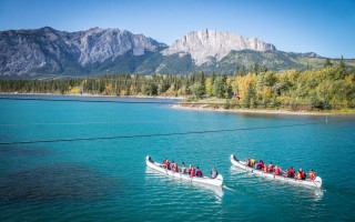 Vidurinės mokyklos Kanadoje: Canadian Rockies Public Schools