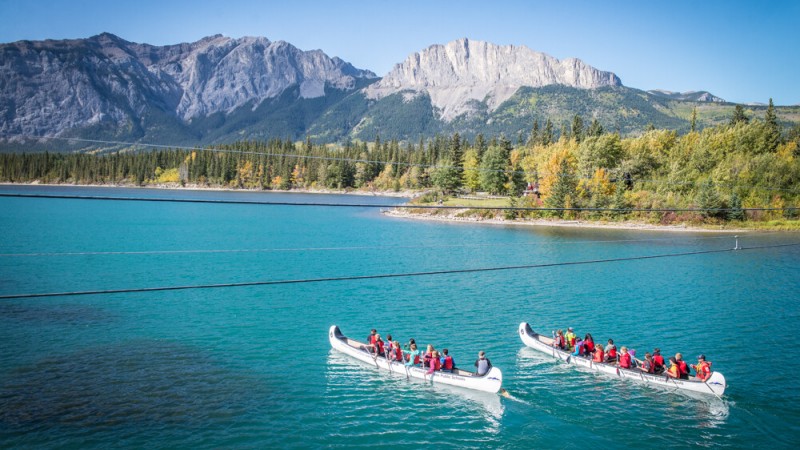 Vidurinės mokyklos Kanadoje: Canadian Rockies Public Schools