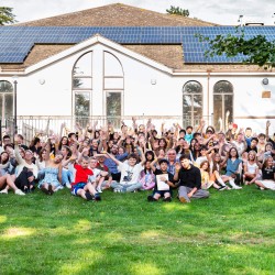 Stovykla Anglijoje, Bristolyje (8-17)