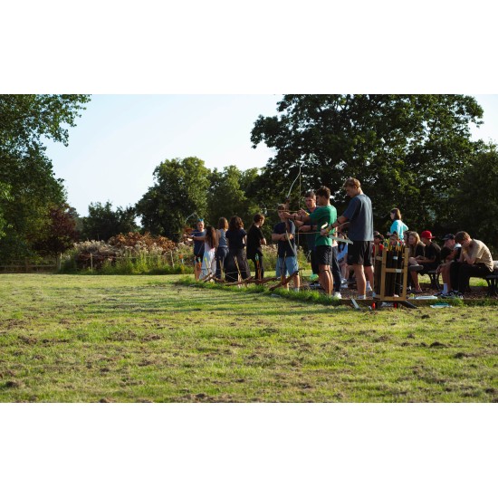 Stovykla Anglijoje, Bristolyje (8-17)